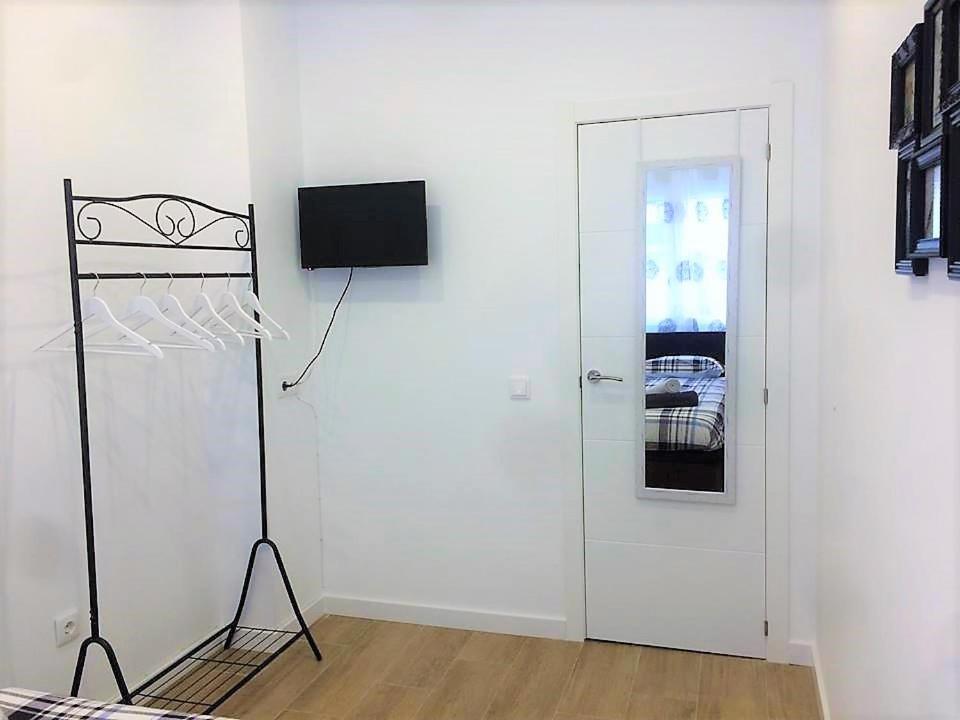 Cozy 3 Bed Apartment In The Heart Of Alicante Buitenkant foto