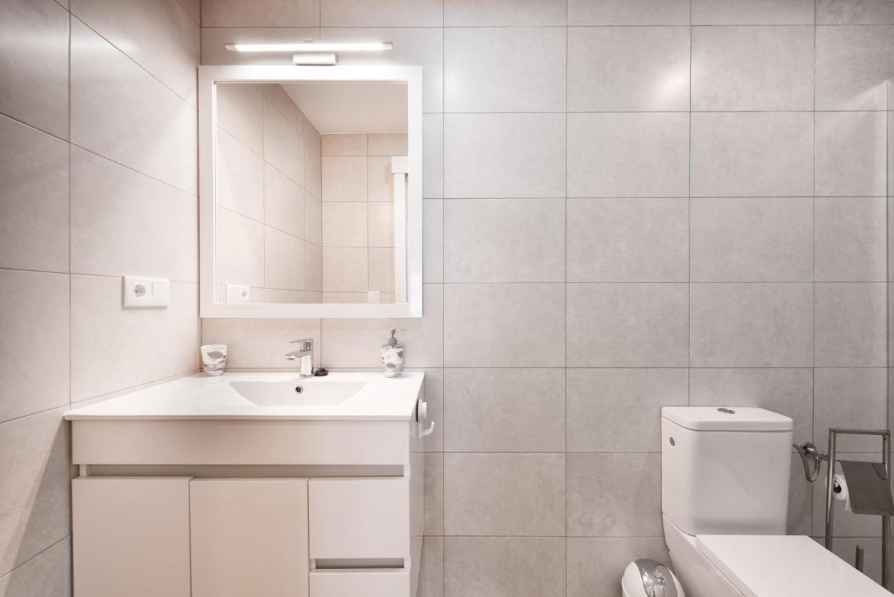 Cozy 3 Bed Apartment In The Heart Of Alicante Buitenkant foto